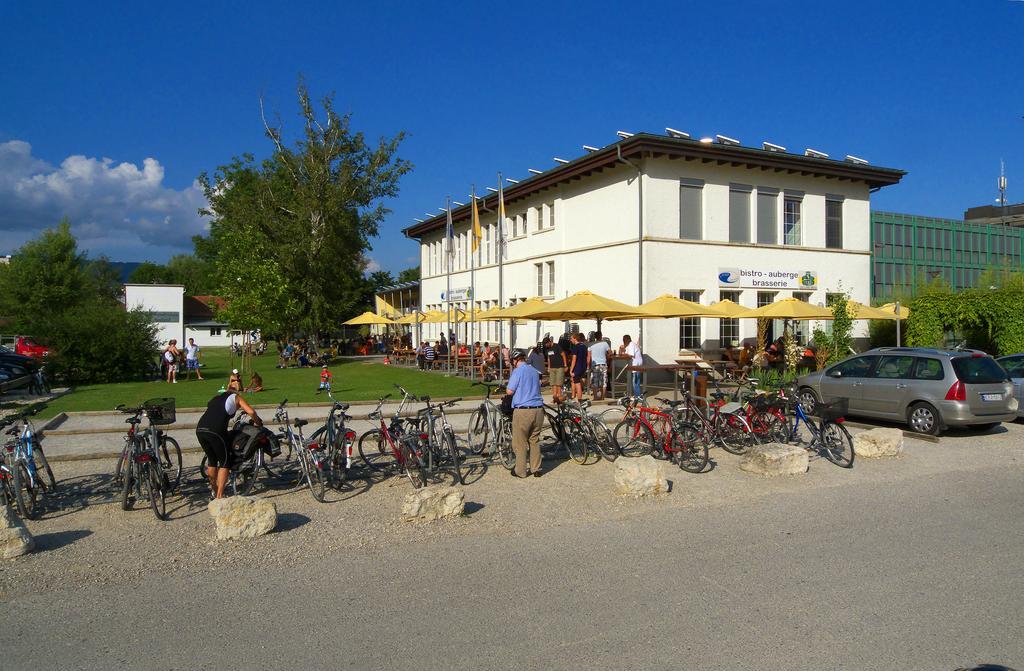 Swiss Hostel Lago Lodge Biel Exterior photo
